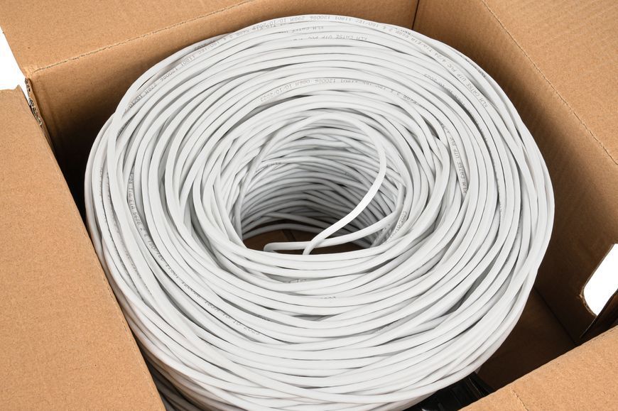 Кабель вита пара KLM UTP 2Pх0.5 PVC CCA W 305m (білий) 00-00078799 фото